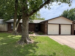 Building Photo - All brand new inside! A true 4 bedroom in Moore Schools, no carpet, All luxury vinyl plank!