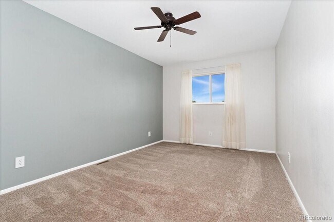 Building Photo - 8770 Chase Dr