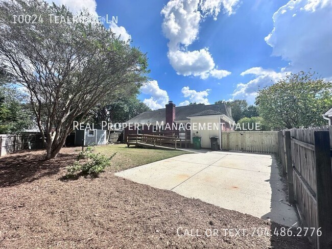 Building Photo - 10024 Tealridge Ln