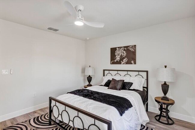 Building Photo - 4129 SW 115th St