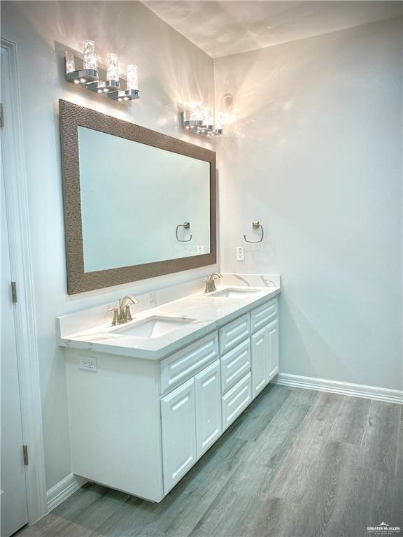 Building Photo - 11 W 18th St