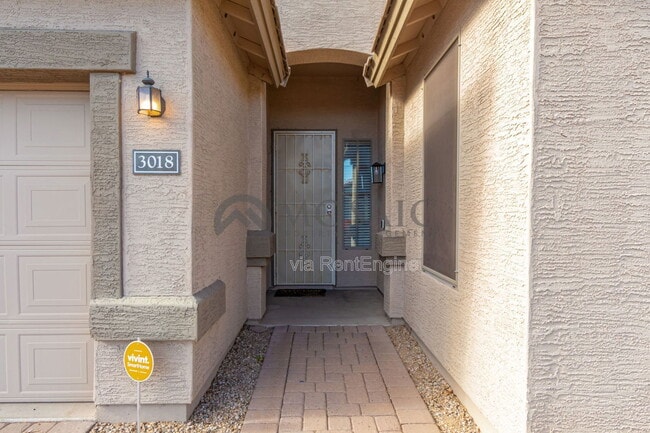 Building Photo - 3018 S 102nd Ln