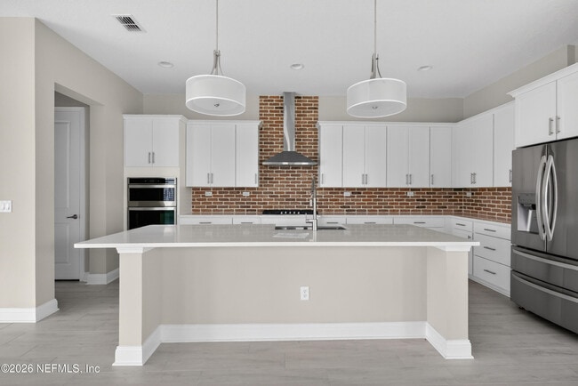 Building Photo - 527 Marquesa Cir