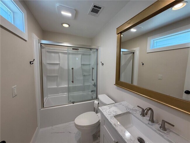 Building Photo - 161 Stanhope Cir NW