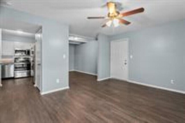 Building Photo - 1 NW O'Brien Rd