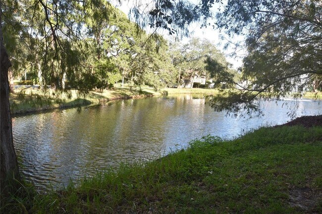 Building Photo - 4178 Central Sarasota Pkwy