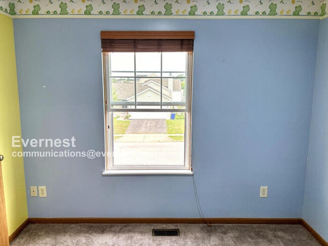 Building Photo - 817 Bent Oak Dr