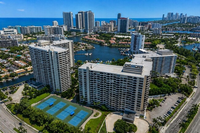 Building Photo - 600 Three Islands Boulevard