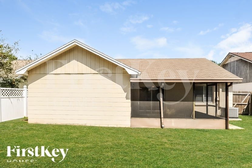 Building Photo - 1807 Greenwood Valley Dr