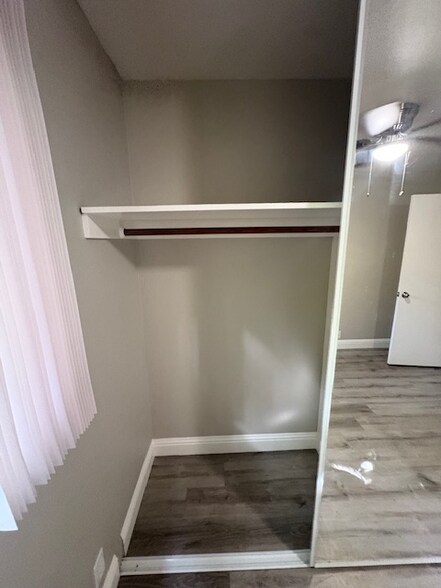 Building Photo - 5499 Claremont Ave