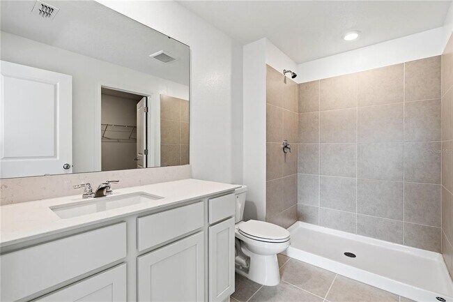 Building Photo - 5662 Portico Pl