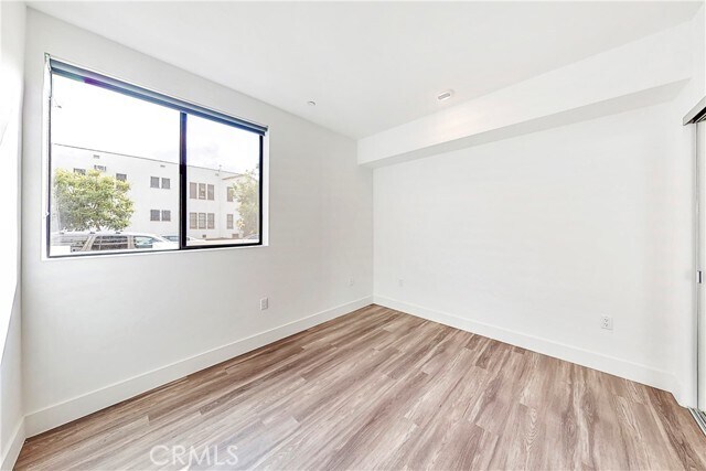 Building Photo - 1482 S Sherbourne Dr