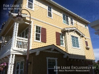 Building Photo - 654 Sea Anchor Dr