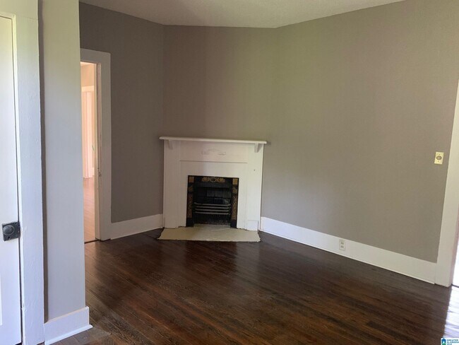 Building Photo - 8152 3rd Ave