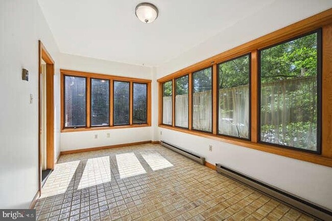 Primary Photo - 5401 32nd St NW
