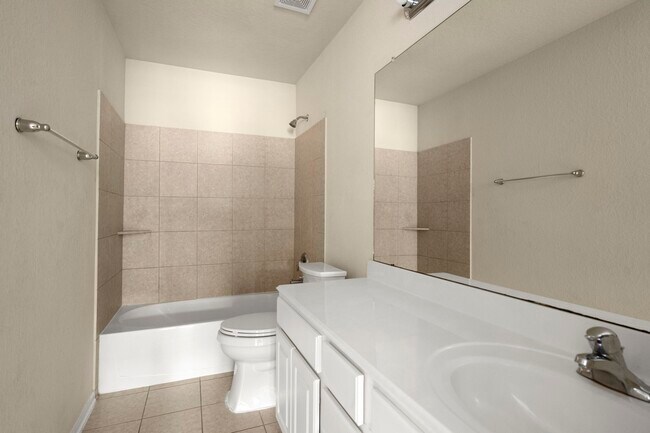 Building Photo - 18211 Palisade Rock Ct