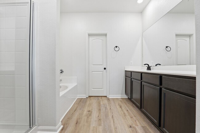 Building Photo - 2044 Mule Ridge Dr