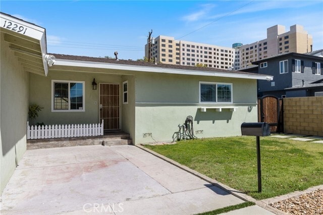 Building Photo - 12291 Hampton Ave