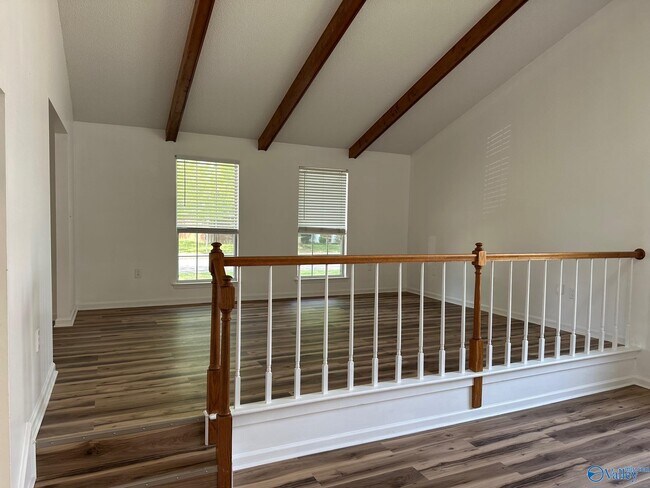 Building Photo - 212 Green Springs Ln