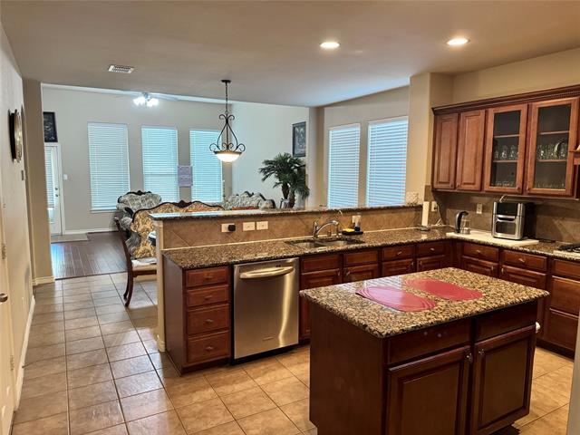 Building Photo - 1100 Annalea Cove Dr