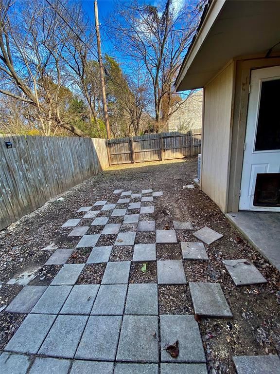 Building Photo - 121 Graystone Pl