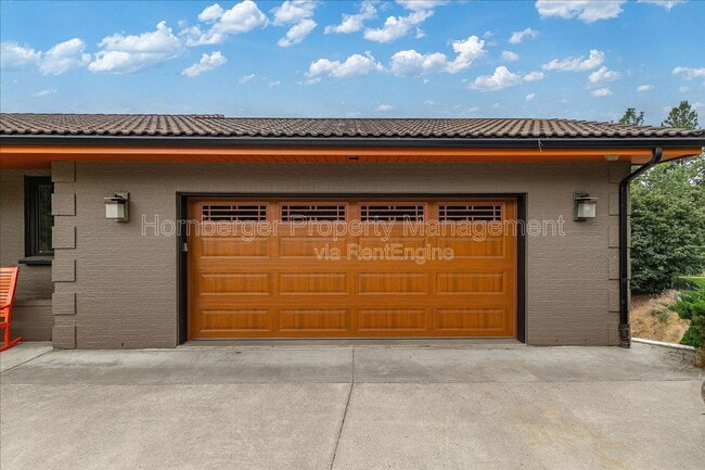 Building Photo - 5203 N Mulvaney Ct