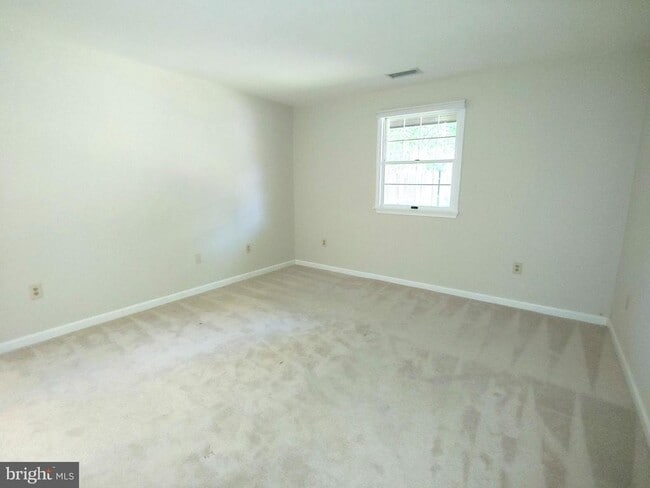 Building Photo - 719 Monmouth Ave