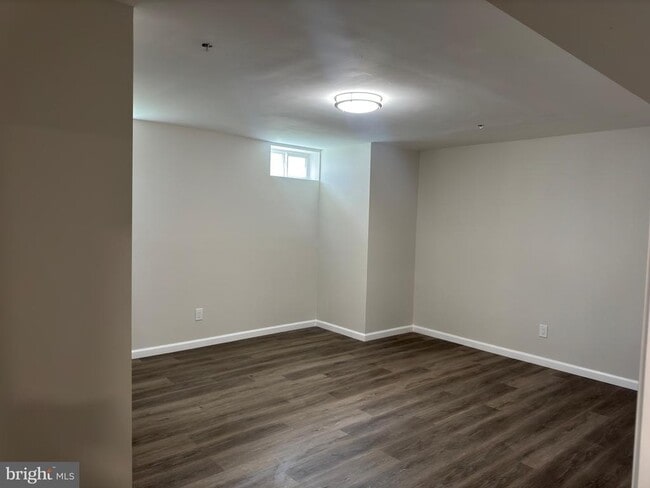 Building Photo - 6900 Ironbridge Ln