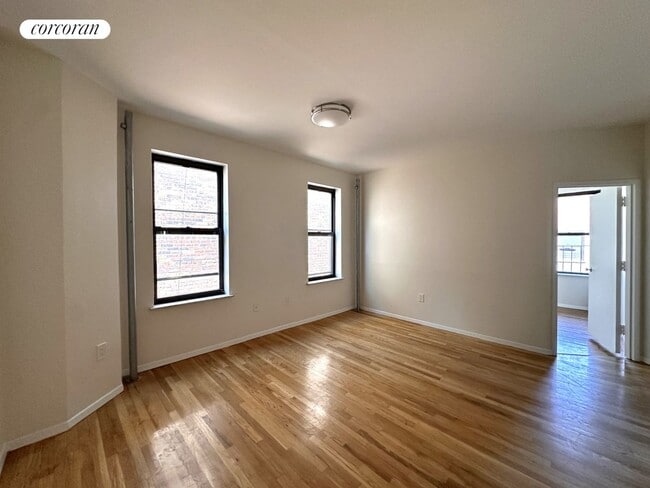 Building Photo - 505 W 122nd St