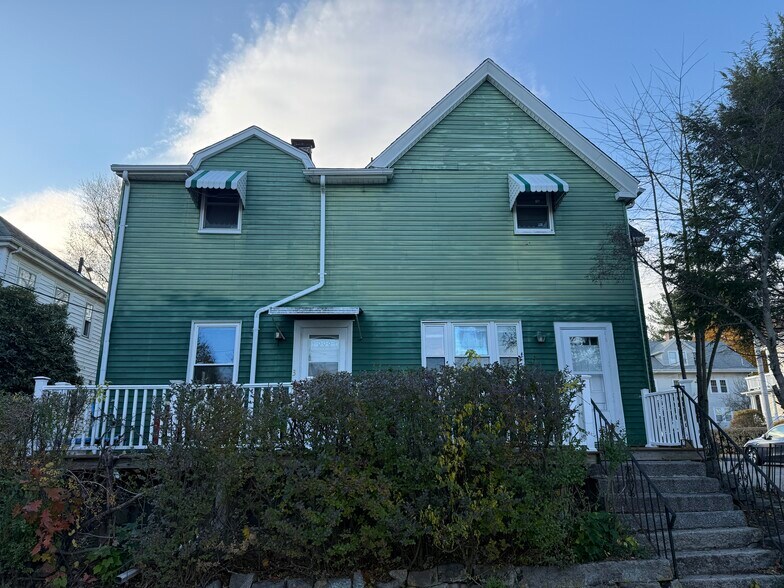 Building Photo - 1 Nelson St