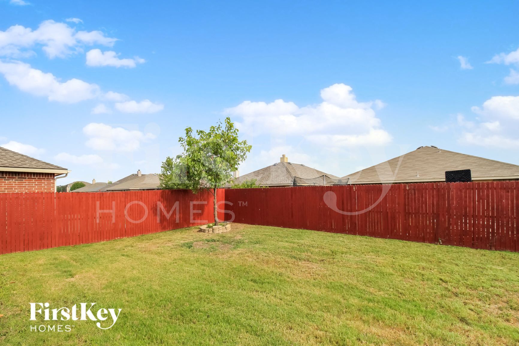 Building Photo - 5704 Mountain Bluff Dr