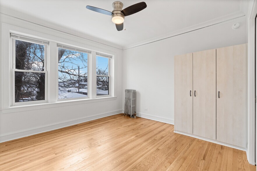 Building Photo - 5408 W George St