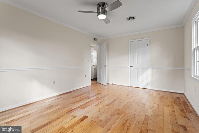 Building Photo - 10610 High Beach Ct
