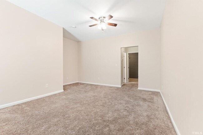 Building Photo - 666 Cupola Dr