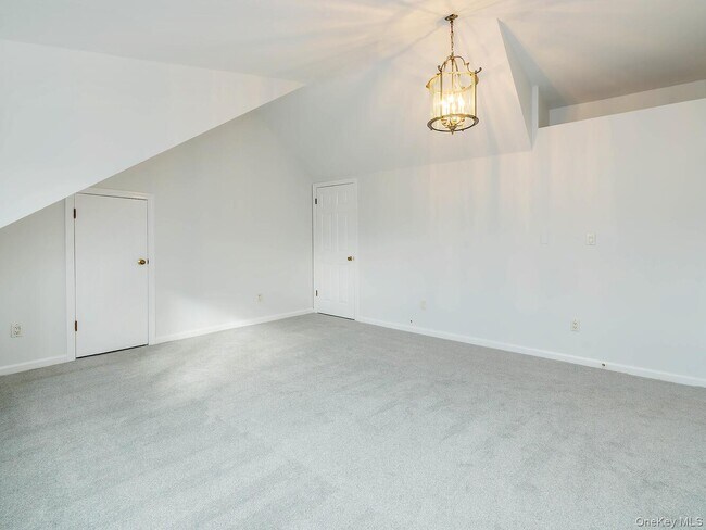 Building Photo - 41 S 4th St