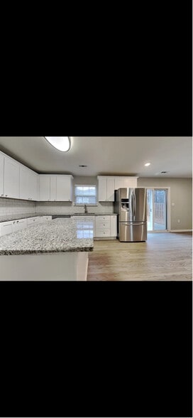 Building Photo - 349 Hunslet Cir