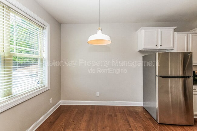 Building Photo - 2805 Piedmont River Way