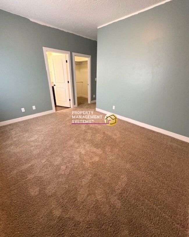 Building Photo - 4 Bedroom Eagle Mountain Home