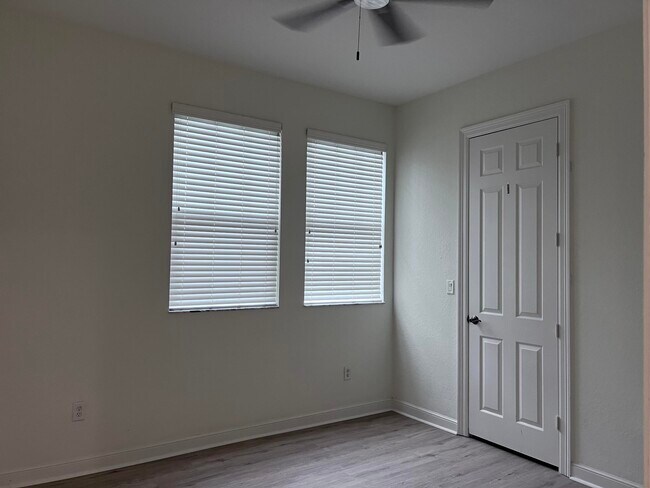 Building Photo - 661 Corte Madera Ln