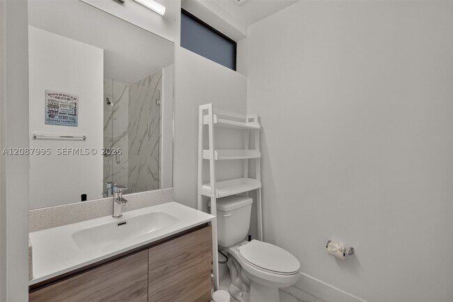 Building Photo - 4100 SW 64th Ave