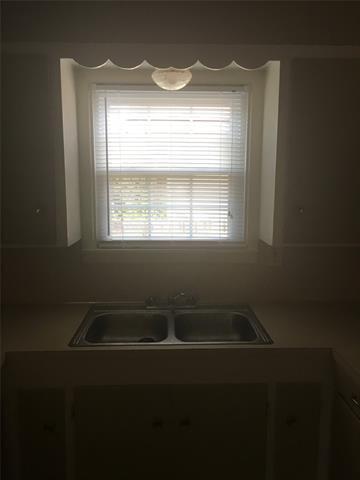 Building Photo - 1142 Green St