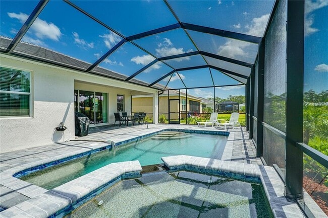 Building Photo - 3250 Weston Manor Dr