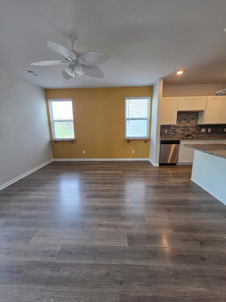Building Photo - 219 Catherine Ln