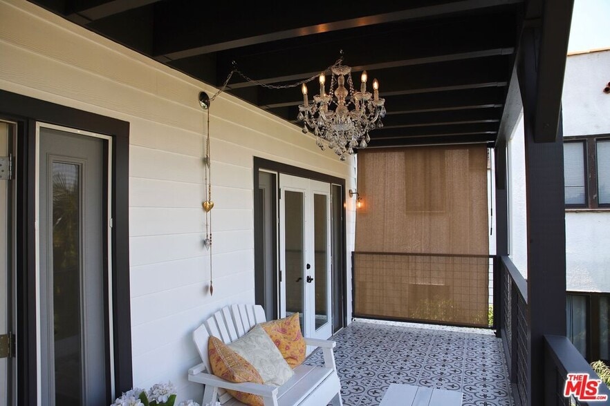 Building Photo - 1765 Griffith Park Blvd