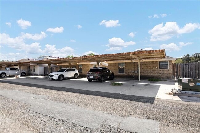 Building Photo - 1505 Nassau St