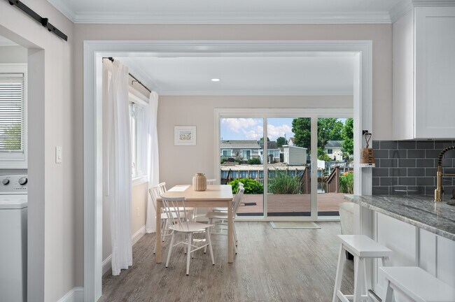 Building Photo - 771 Jane Dr