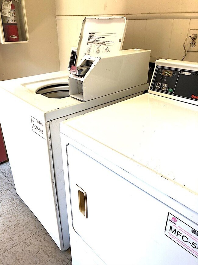 Building Photo - PEARL WEST CAMPUS - LOFTED 2BD/1BA