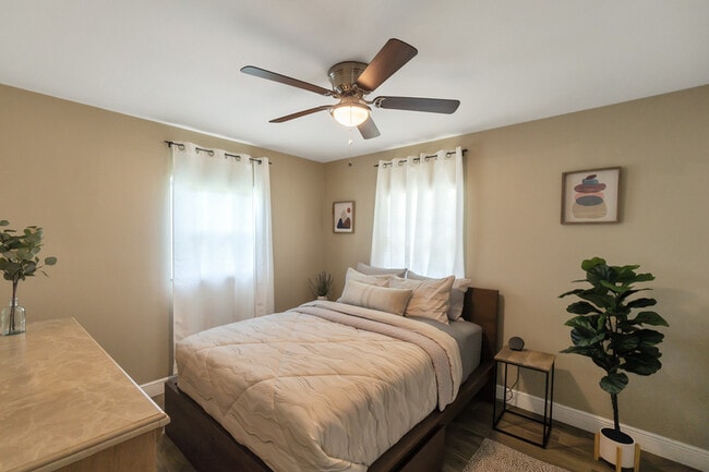 Building Photo - 7703 Southside Ln