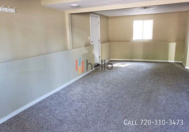 Building Photo - 805 Pioneer Ln