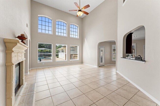 Building Photo - 3906 Point Cuero Ct